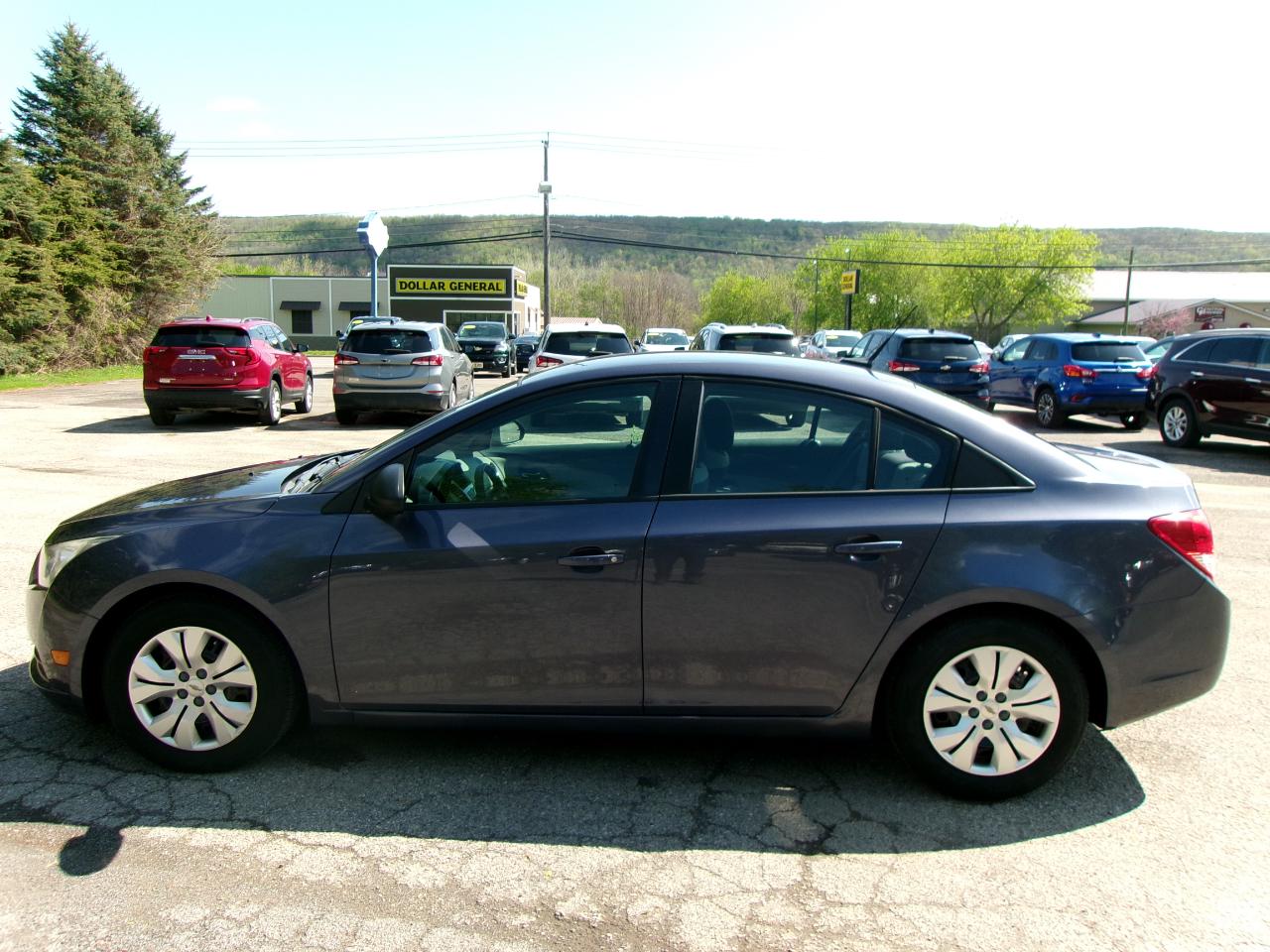 Chevrolet Cruze LS 4D Sedan 2013