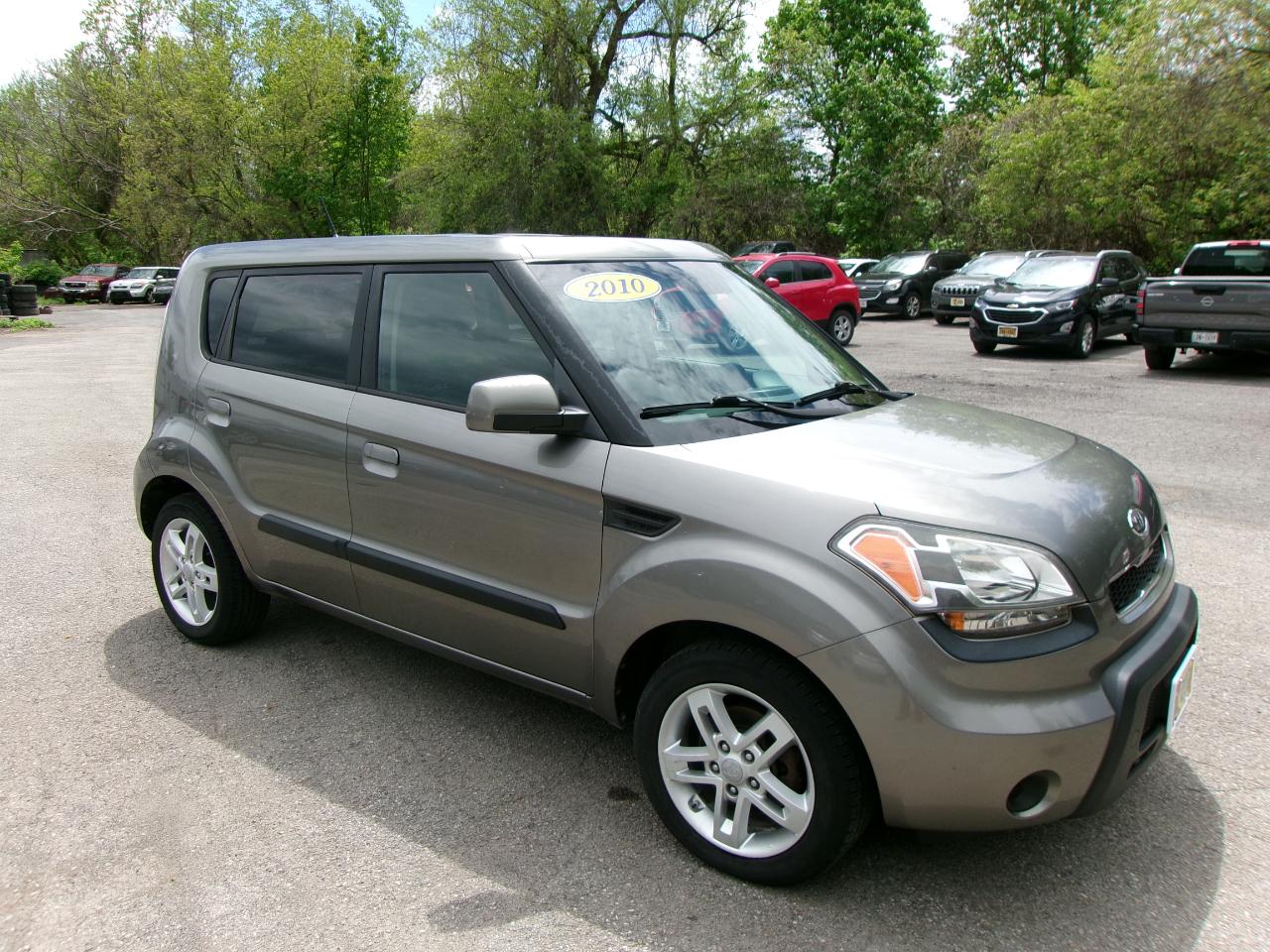 Kia Soul + 4D Wagon 2010
