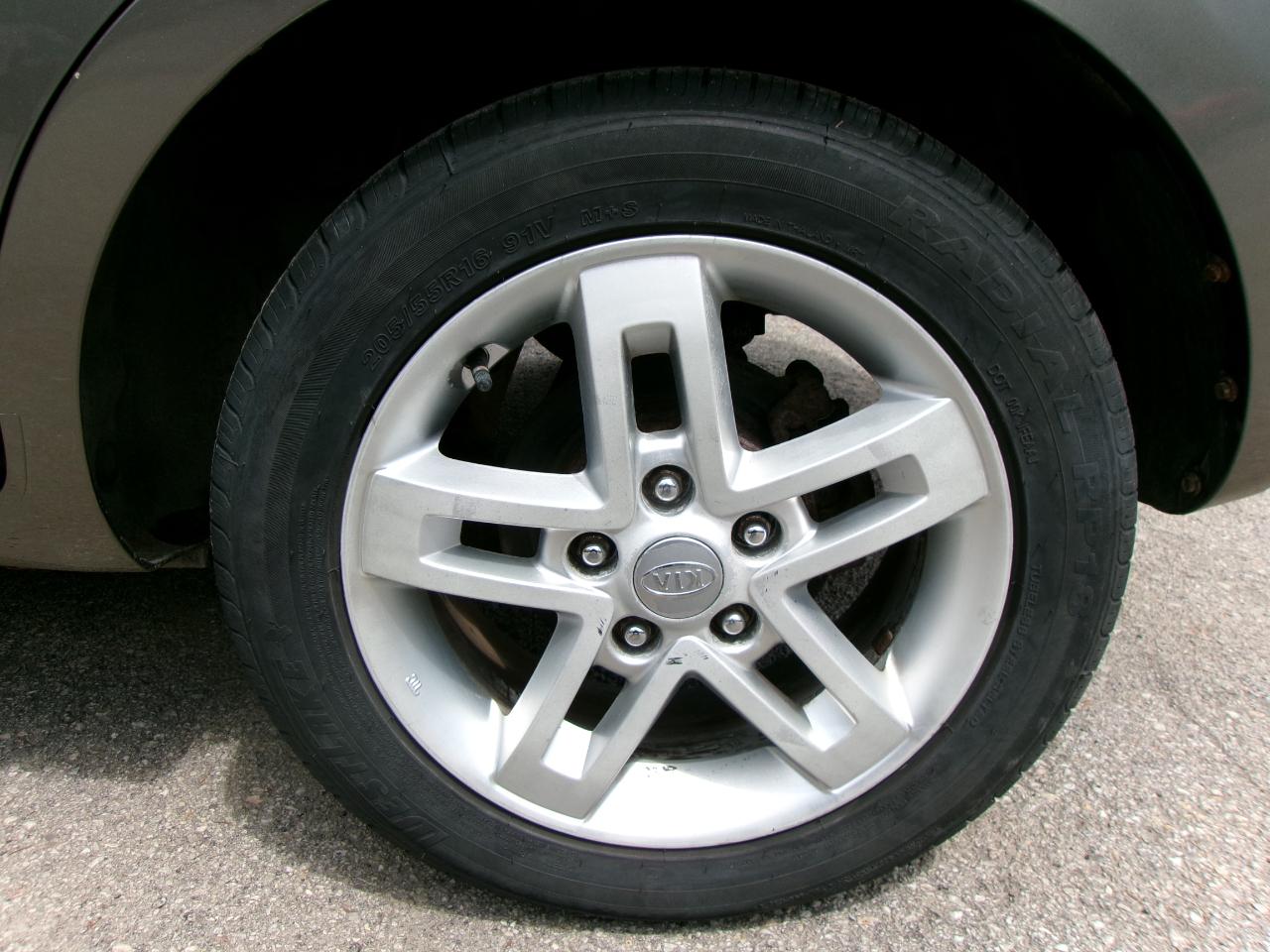 Kia Soul + 4D Wagon 2010