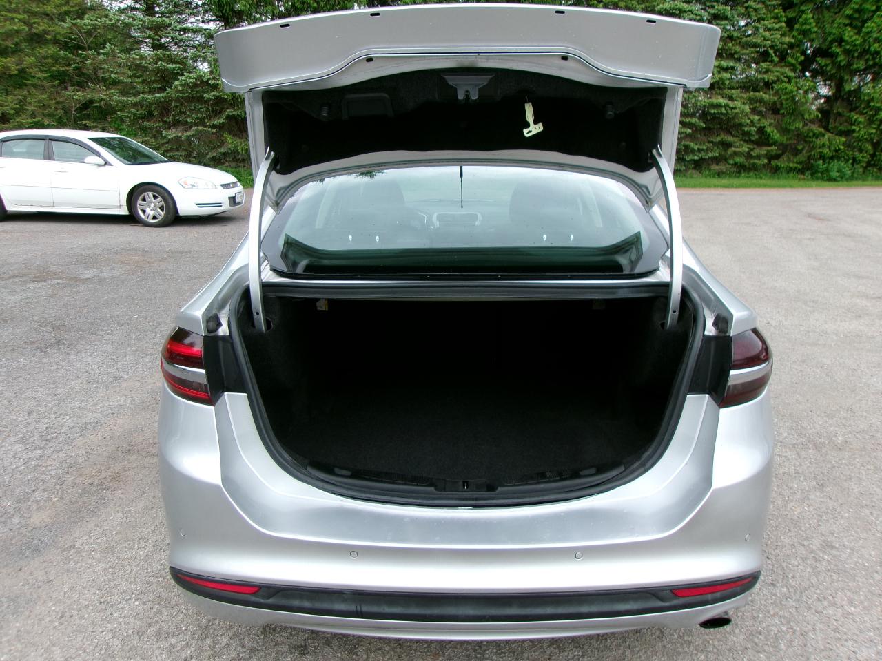 Ford Fusion SE 4D Sedan 2017
