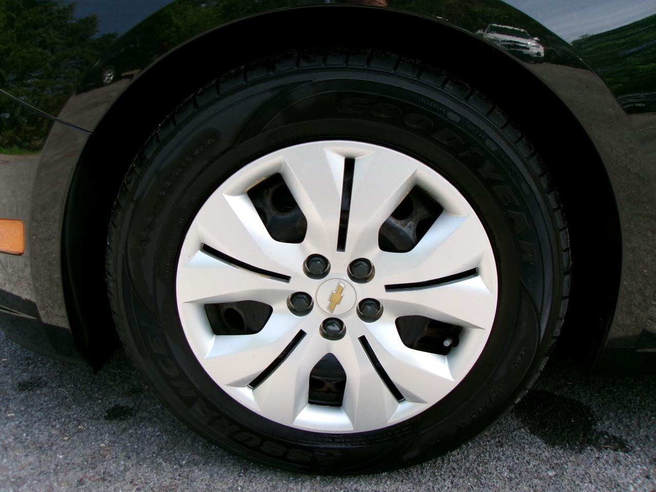 Chevrolet Cruze LS 4D Sedan 2014