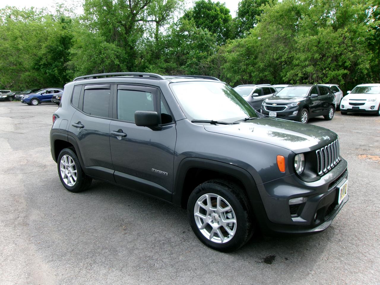 Jeep Renegade Latitude 4D SUV 4WD 2022