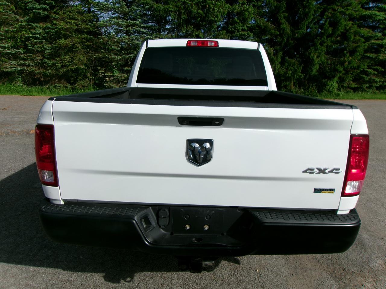 RAM 1500 Tradesman Quad Cab 4WD 2017