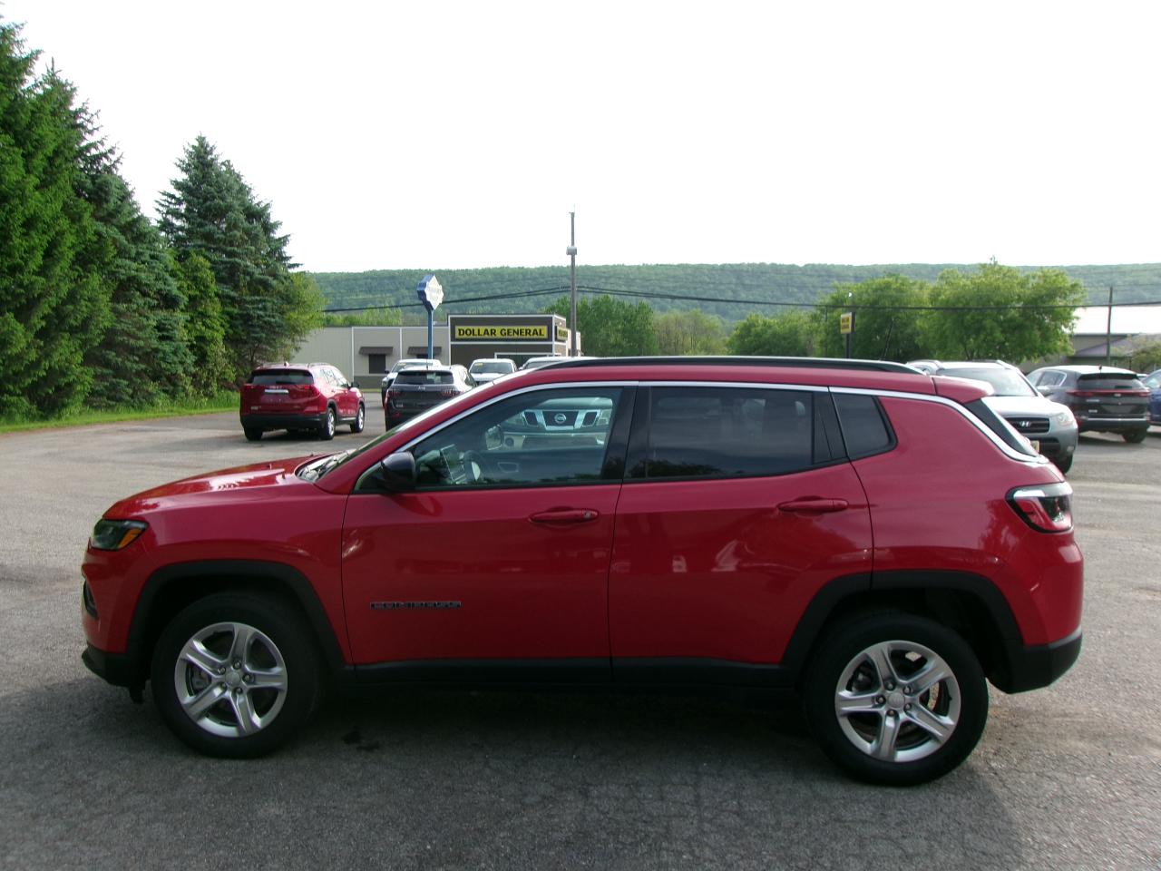 Jeep Compass Latitude 4D SUV 4WD 2024