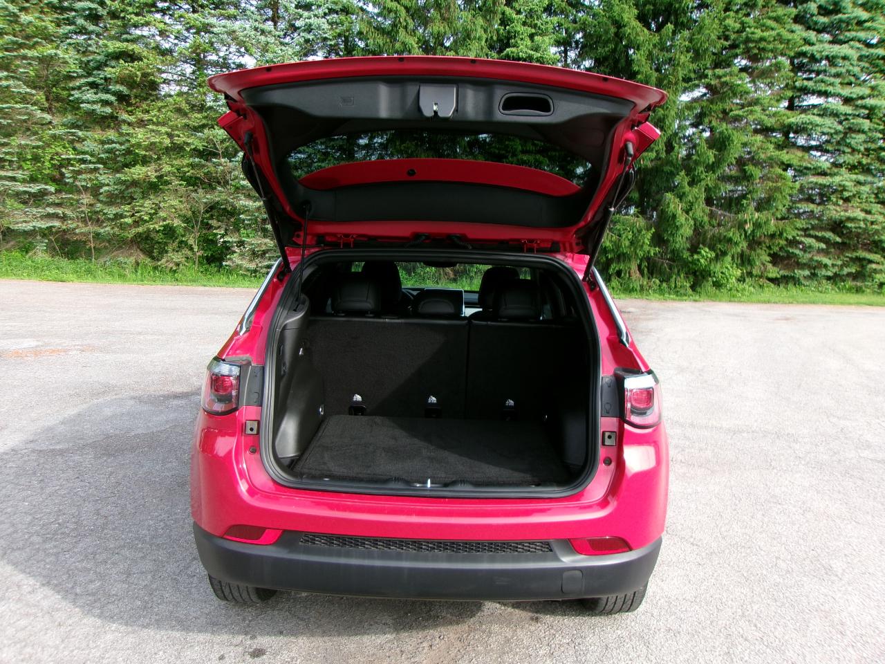 Jeep Compass Latitude 4D SUV 4WD 2024