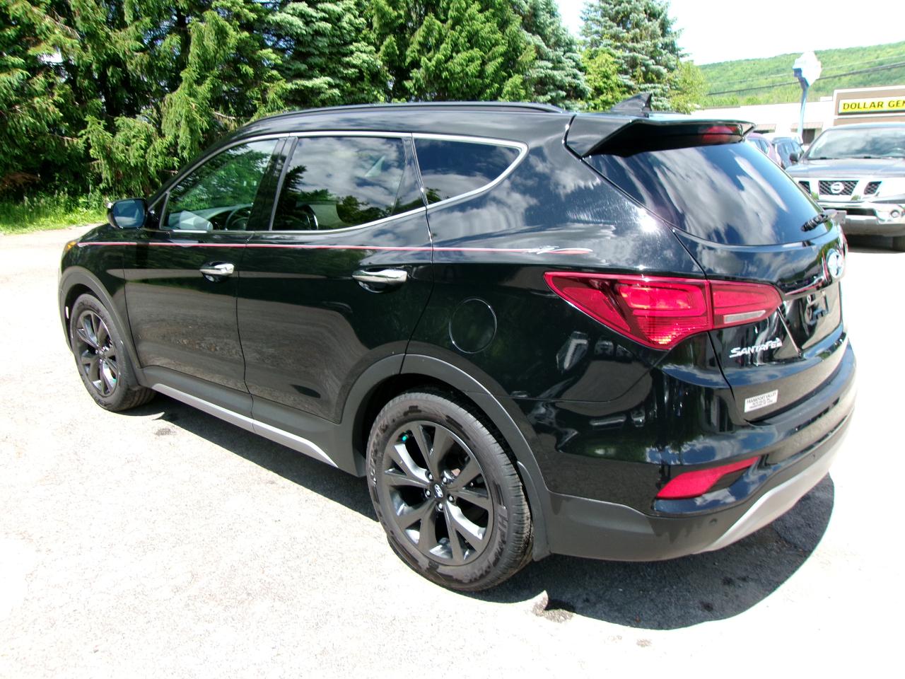 Hyundai Santa Fe Sport Ultimate 4D SUV AWD 2.0L 2017
