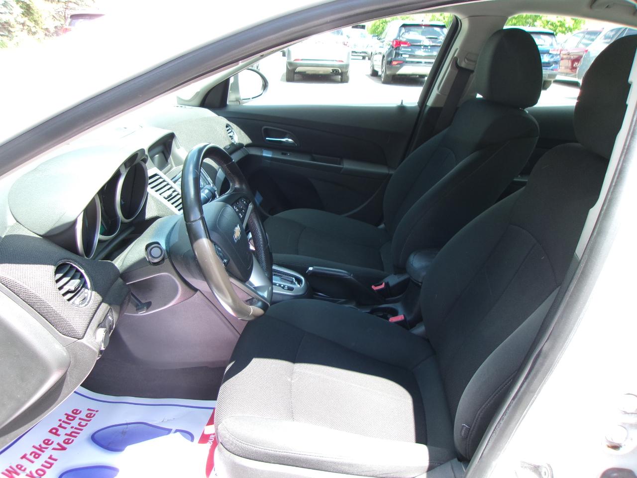 Chevrolet Cruze LT 4D Sedan 2011