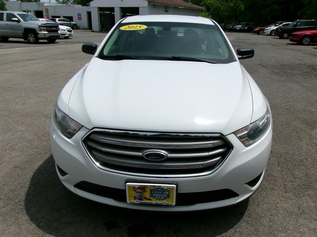 Ford Taurus SE 4D Sedan 2015