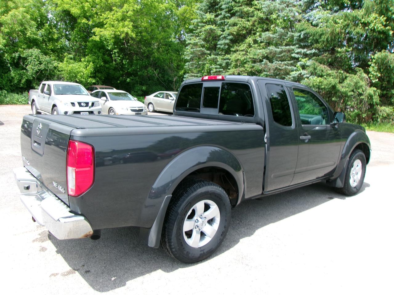 Nissan Frontier SE King Cab 4X4 V6 2010