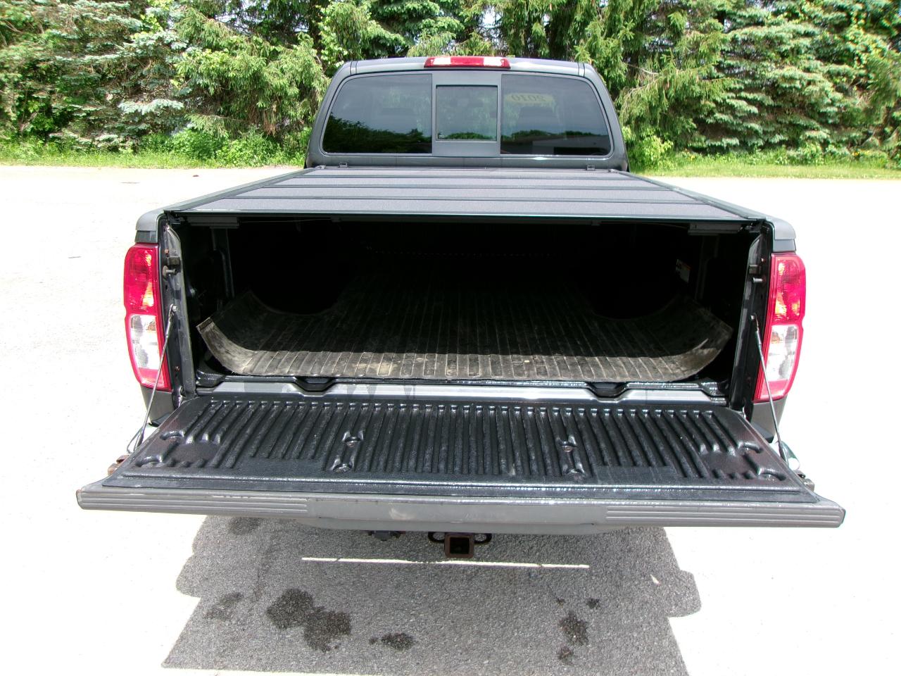 Nissan Frontier SE King Cab 4X4 V6 2010