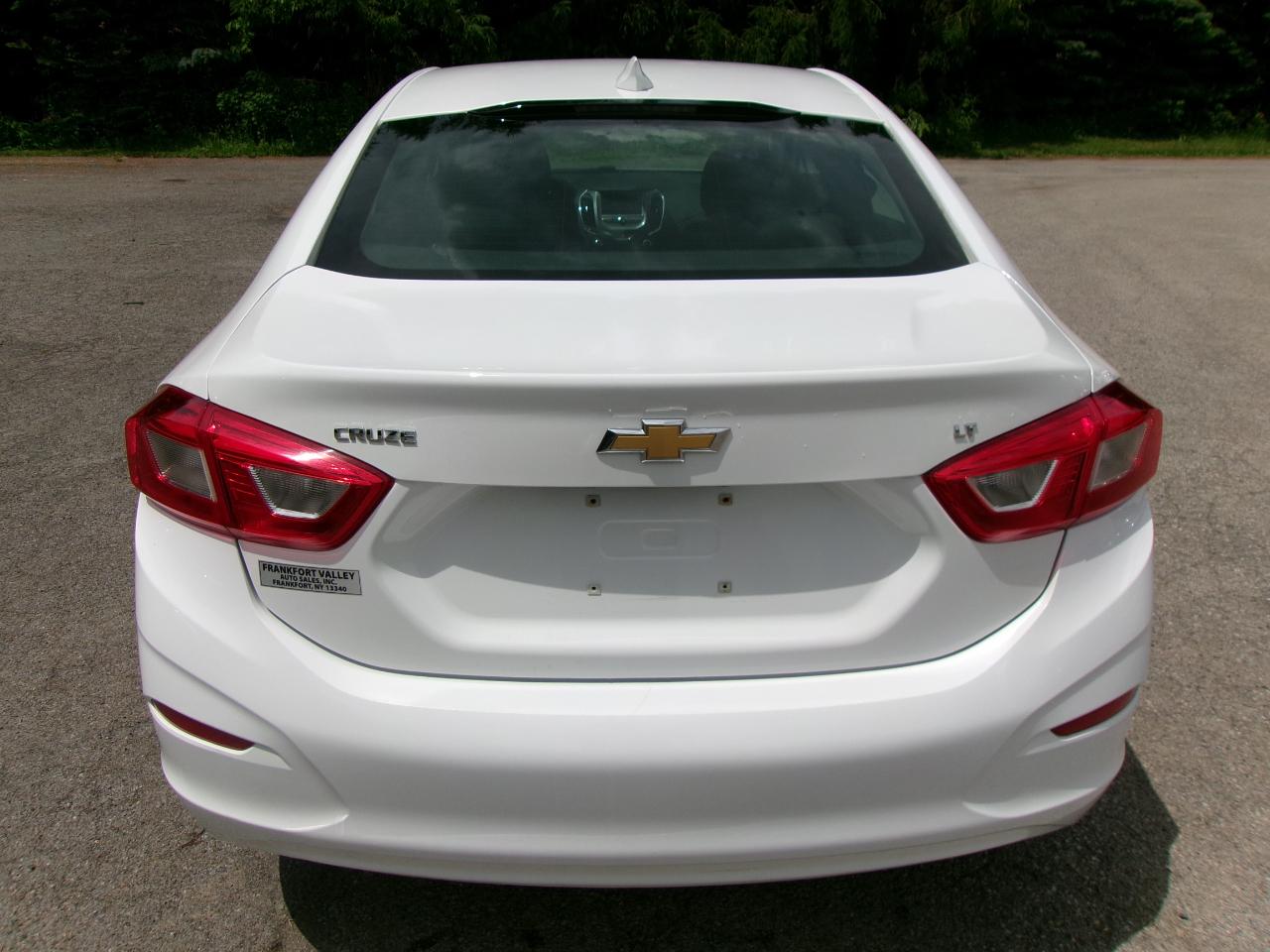Chevrolet Cruze LT 4D Sedan 2017