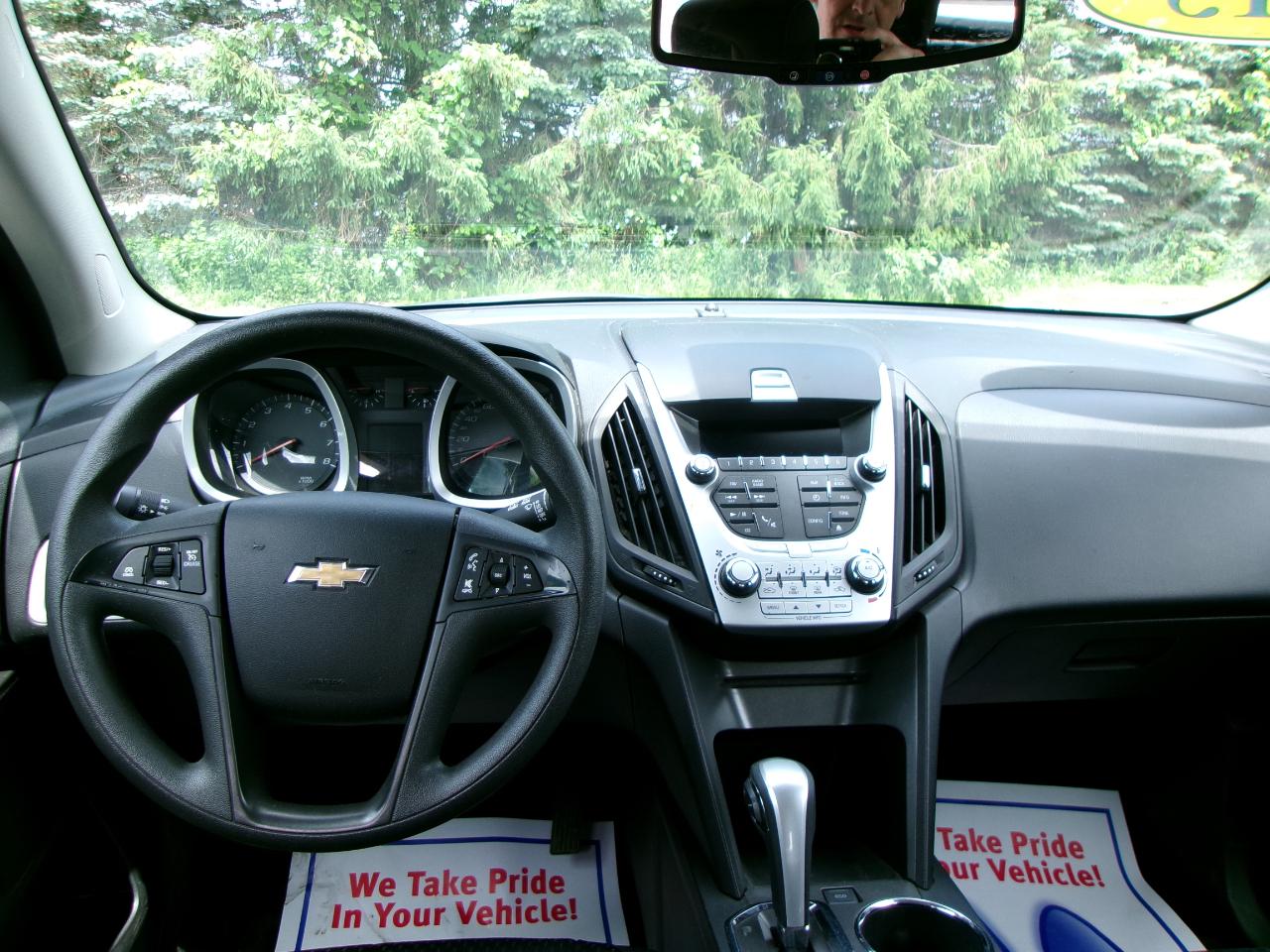 Chevrolet Equinox LS 4D SUV AWD 2015