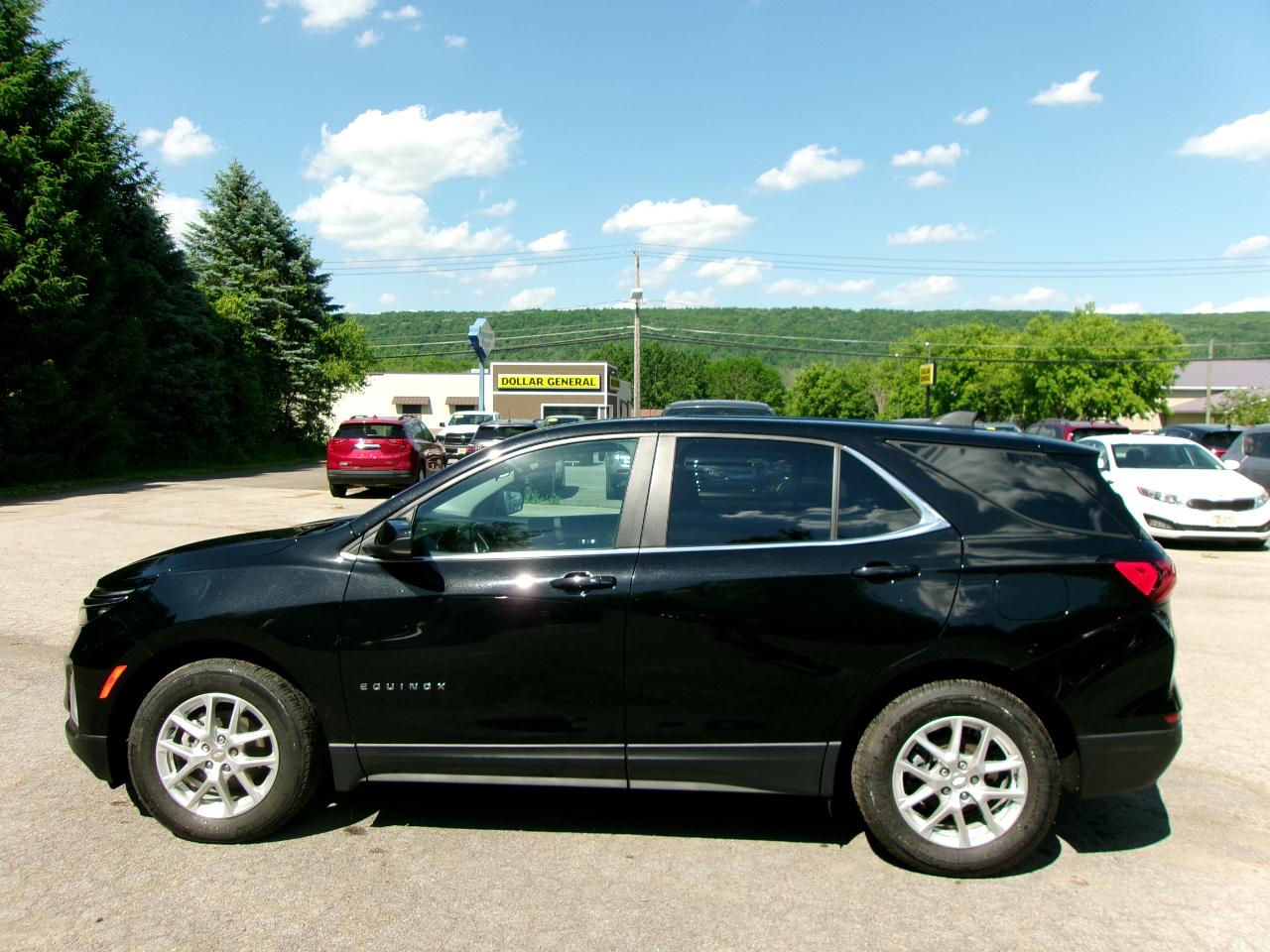 Chevrolet Equinox LT 4D SUV FWD 2022