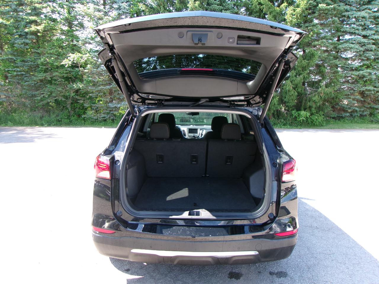 Chevrolet Equinox LT 4D SUV FWD 2022