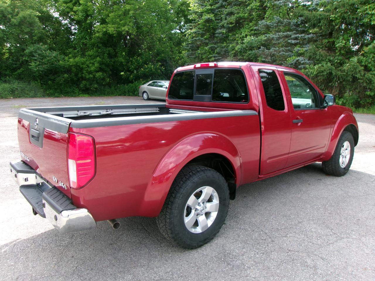 Nissan Frontier SV King Cab 4X4 V6 2013