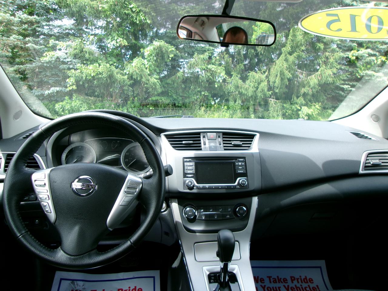 Nissan Sentra SV 4D Sedan 2015