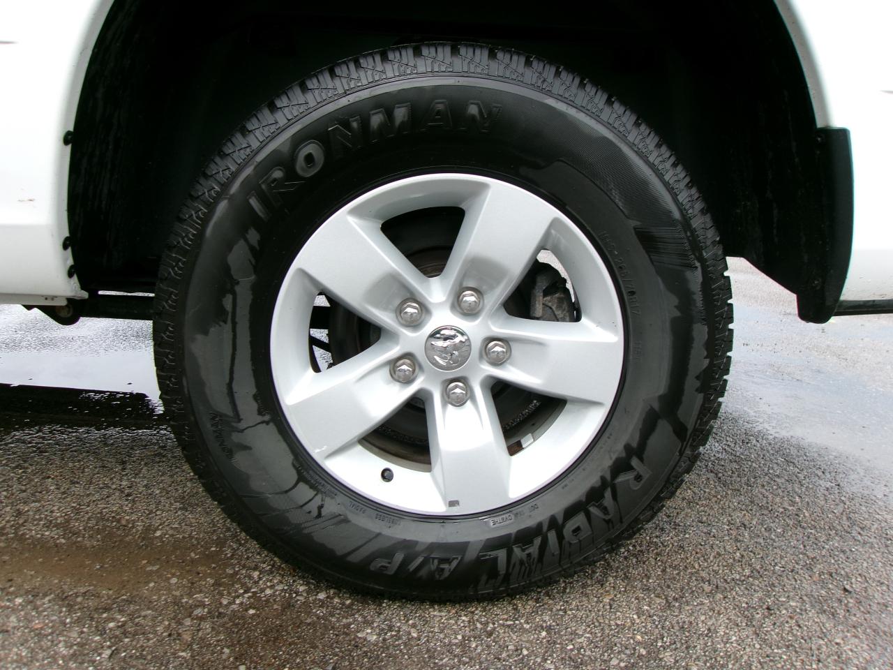 RAM 1500 DS SLT Quad Cab 4WD SWB 2024
