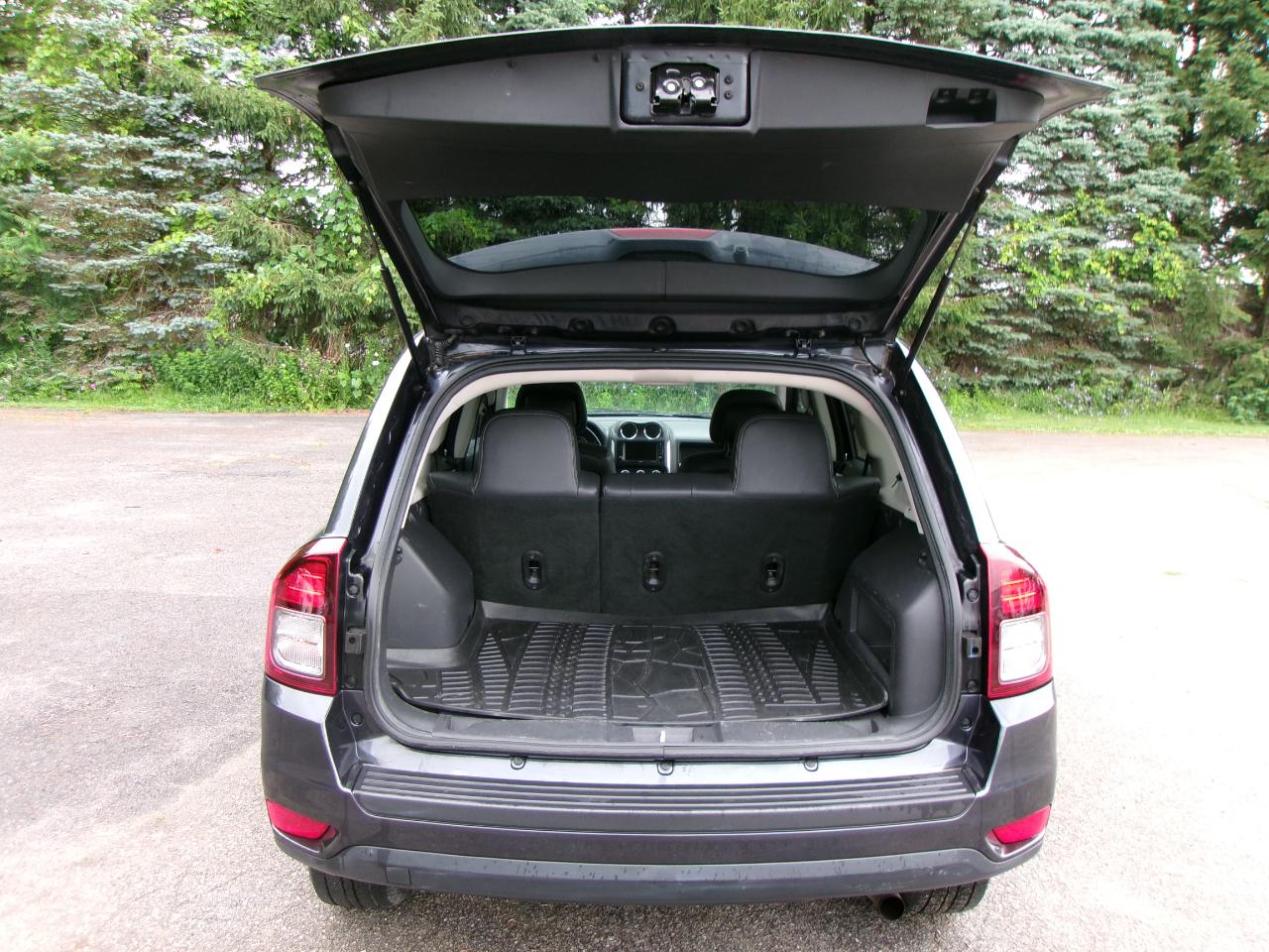 Jeep Compass Latitude 4D SUV 4WD 2014