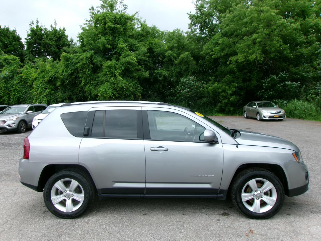 Jeep Compass Latitude 4D SUV 4WD 2017
