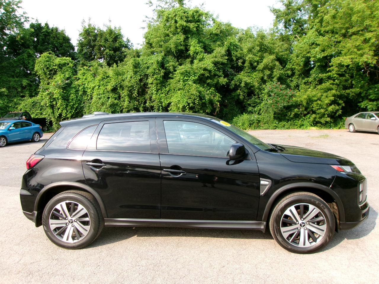 Mitsubishi Outlander Sport ES 4D SUV 4WD 2.0L at 2023