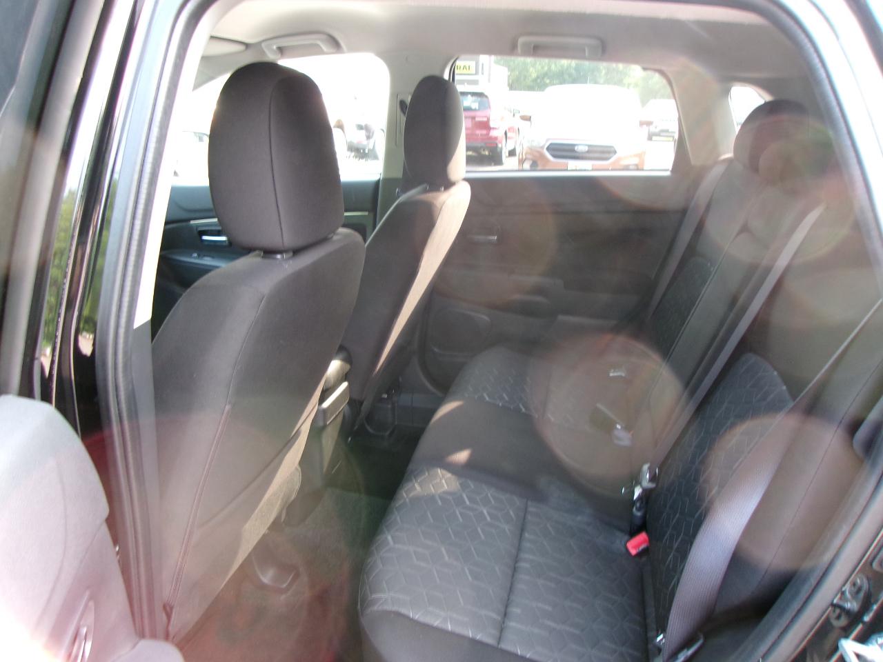 Mitsubishi Outlander Sport ES 4D SUV 4WD 2.0L at 2023