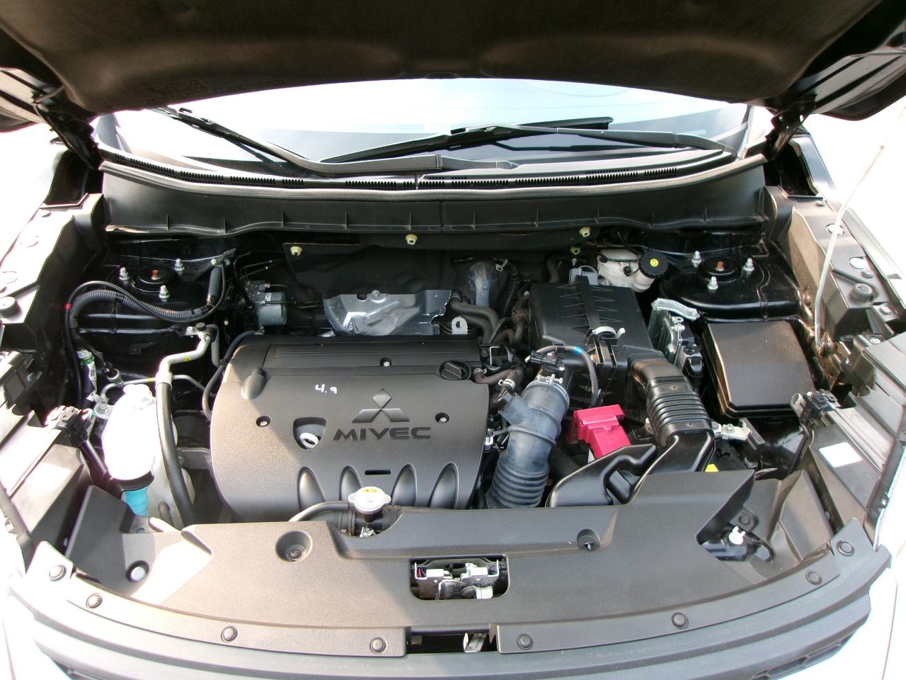 Mitsubishi Outlander Sport ES 4D SUV 4WD 2.0L at 2023