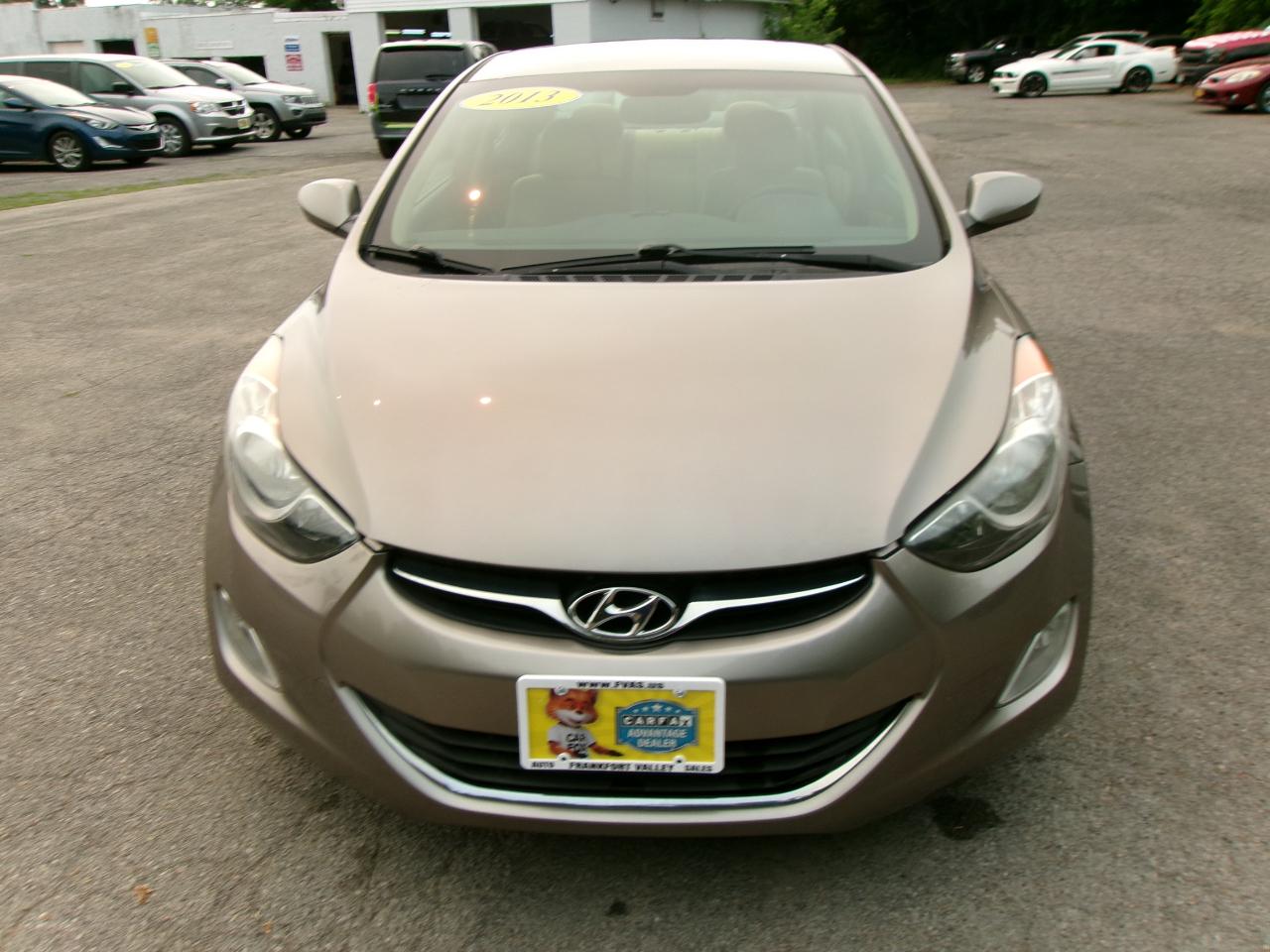 Hyundai Elantra Limited 4D Sedan 2013