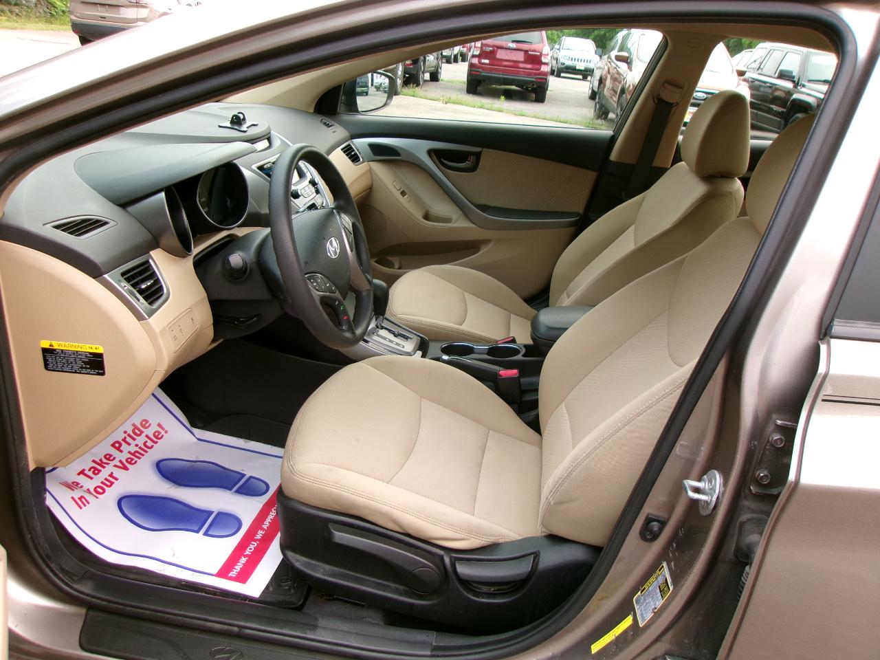 Hyundai Elantra Limited 4D Sedan 2013