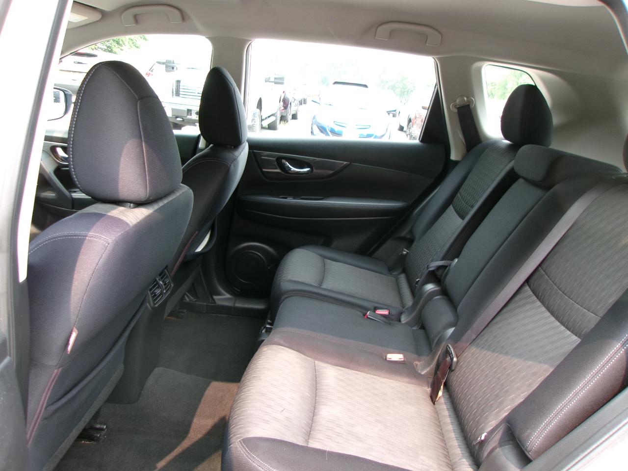 Nissan Rogue S 4D SUV AWD 2017