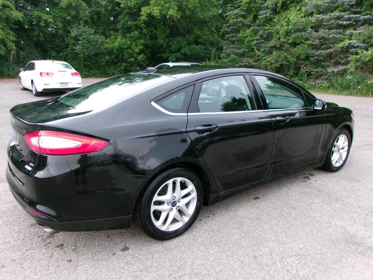 Ford Fusion SE 4D Sedan 2014
