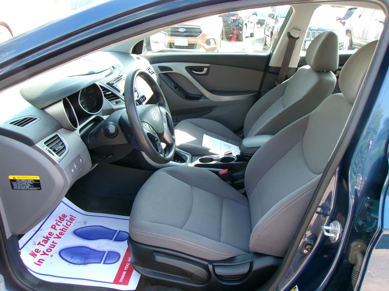 Hyundai Elantra Limited 4D Sedan 2014