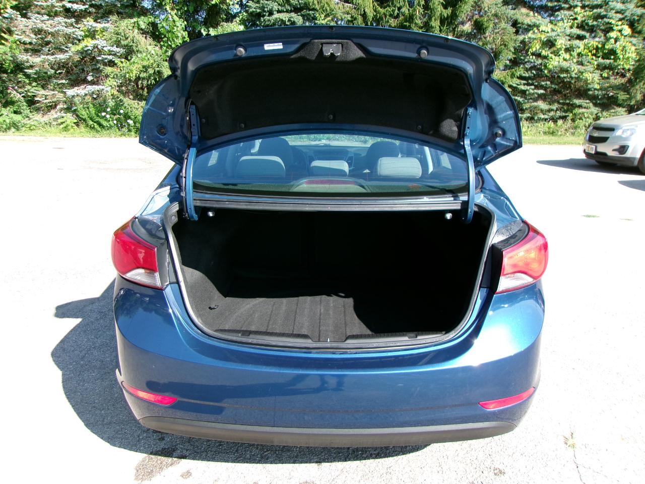 Hyundai Elantra Limited 4D Sedan 2014