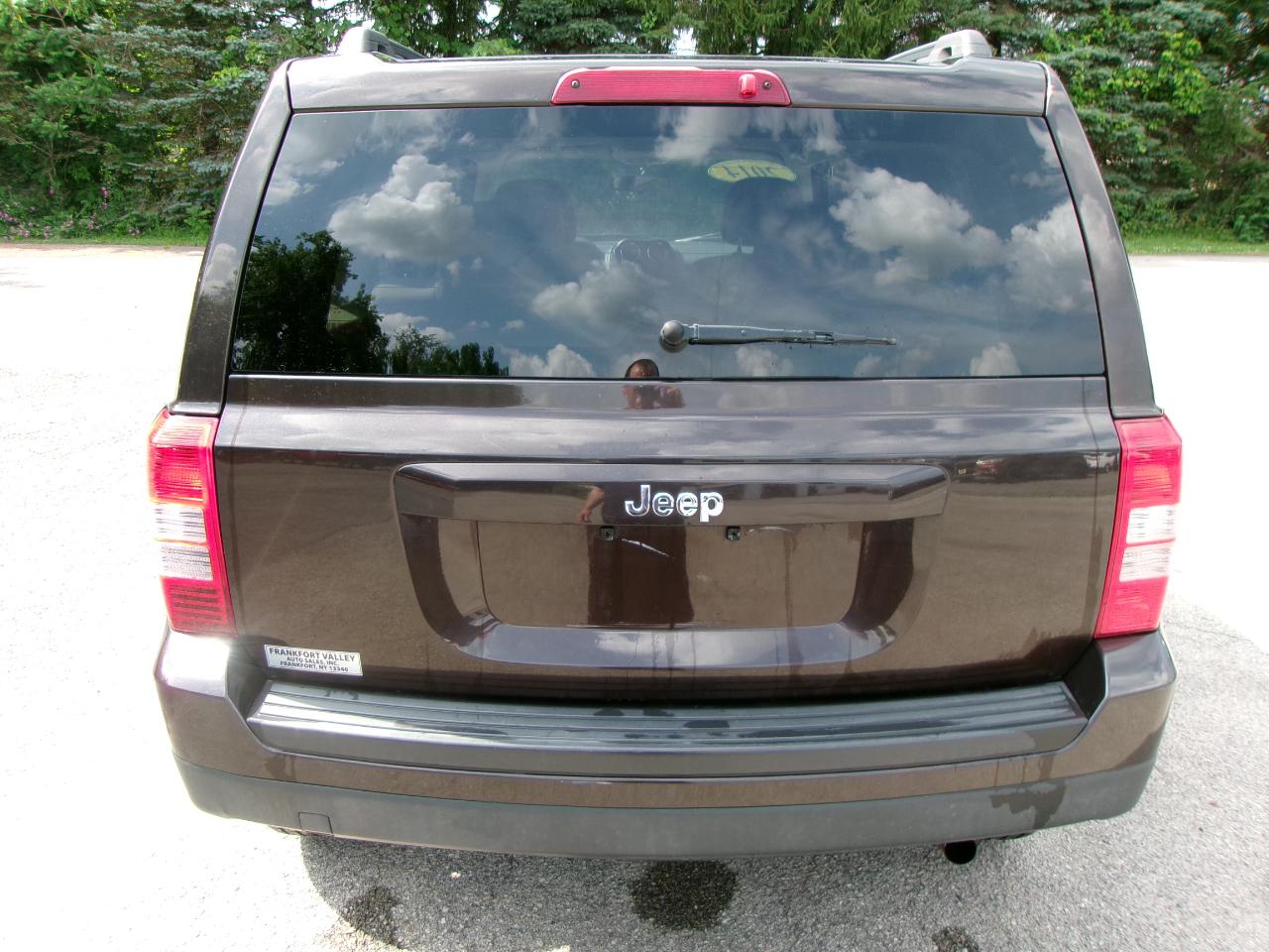 Jeep Patriot Sport 4D SUV FWD 2014