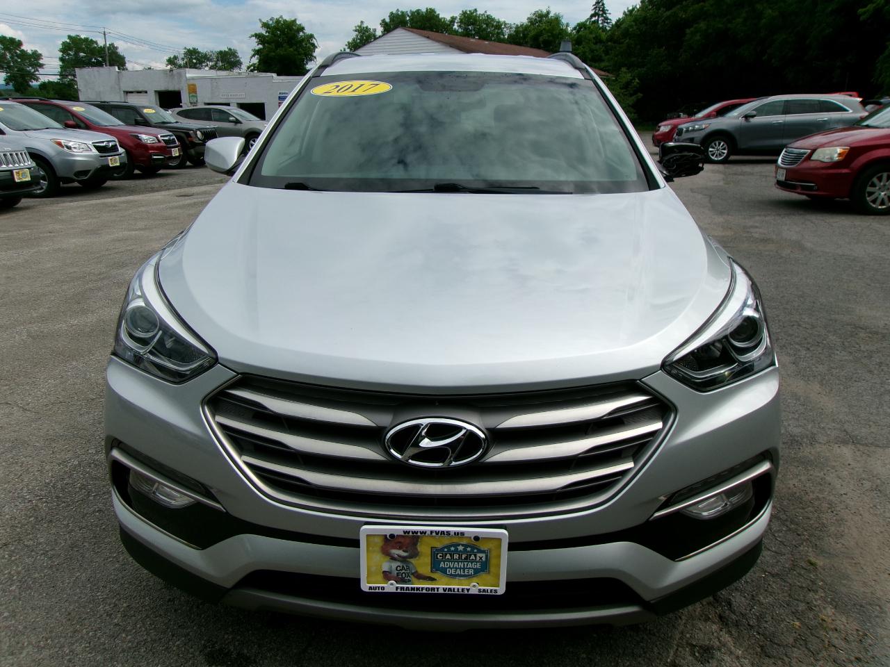 Hyundai Santa Fe Sport Base 4D SUV AWD 2.4L 2017