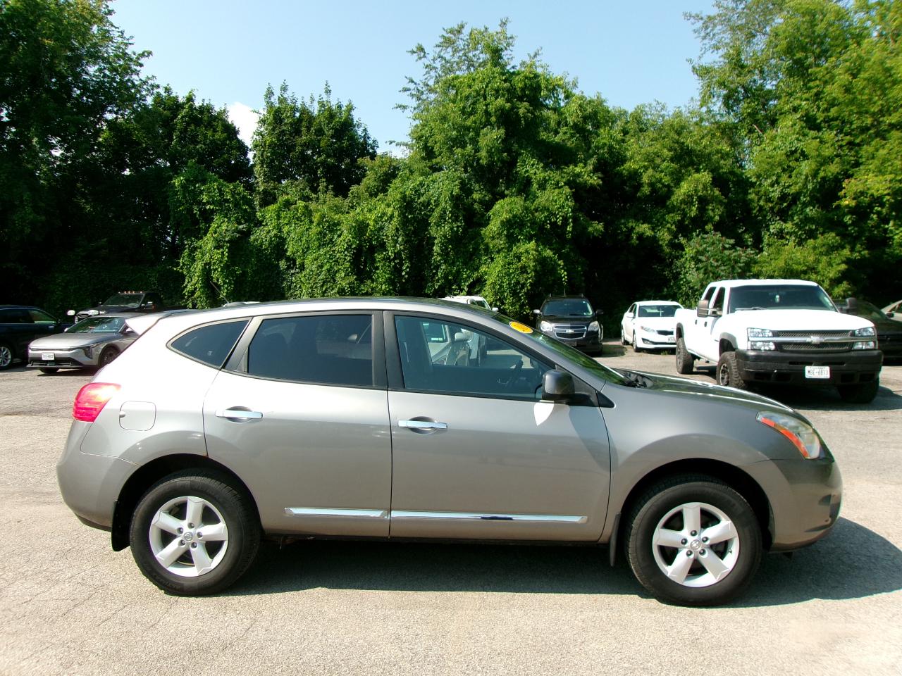 Nissan Rogue S 4D SUV AWD 2013