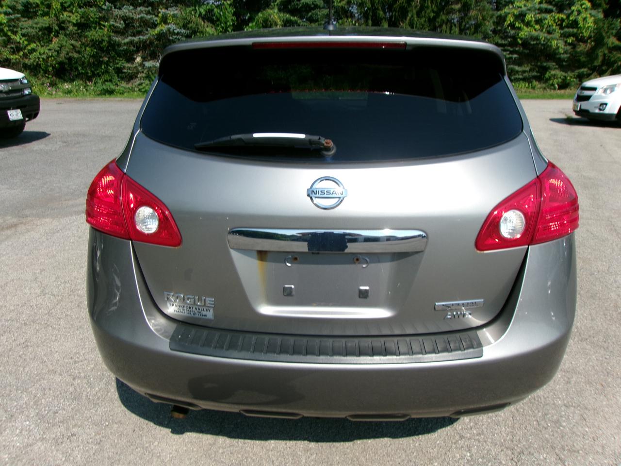 Nissan Rogue S 4D SUV AWD 2013