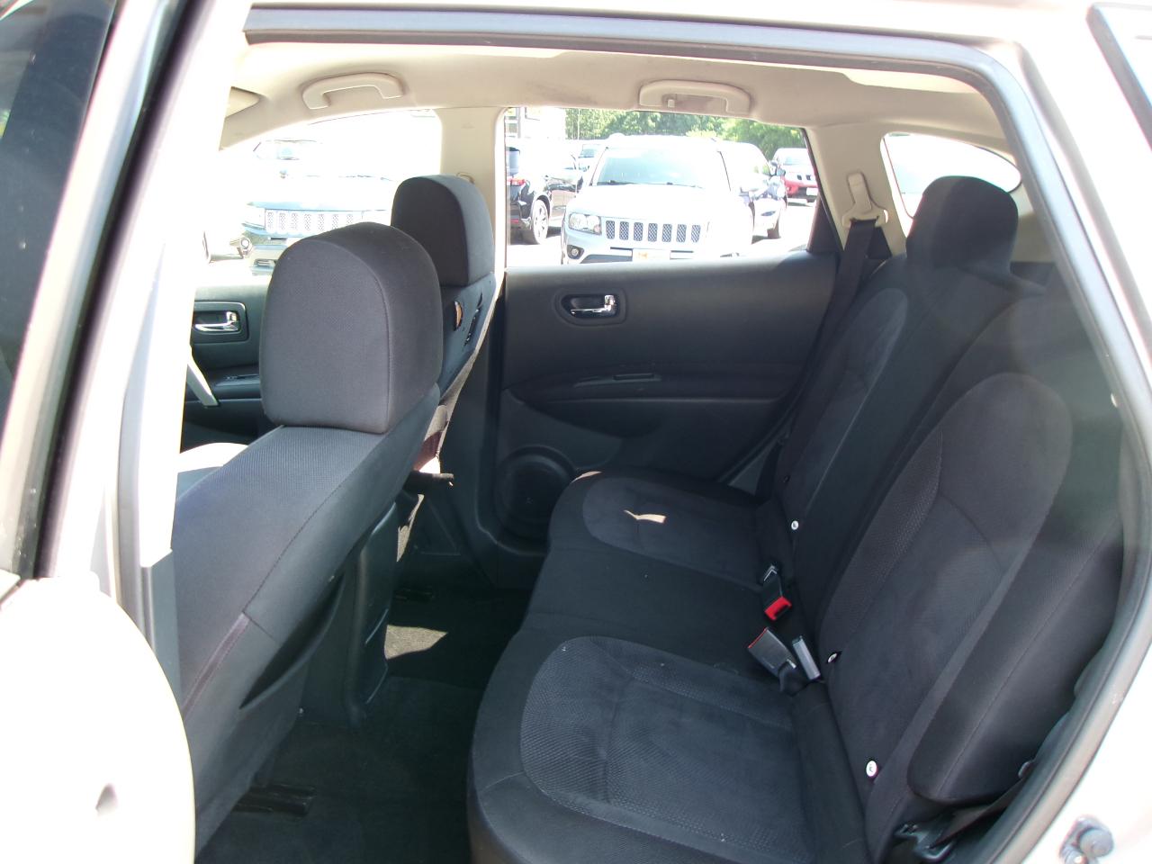 Nissan Rogue S 4D SUV AWD 2013