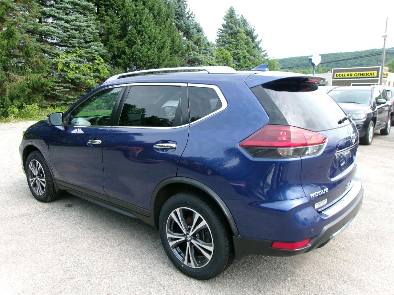 Nissan Rogue SV 4D SUV AWD 2020
