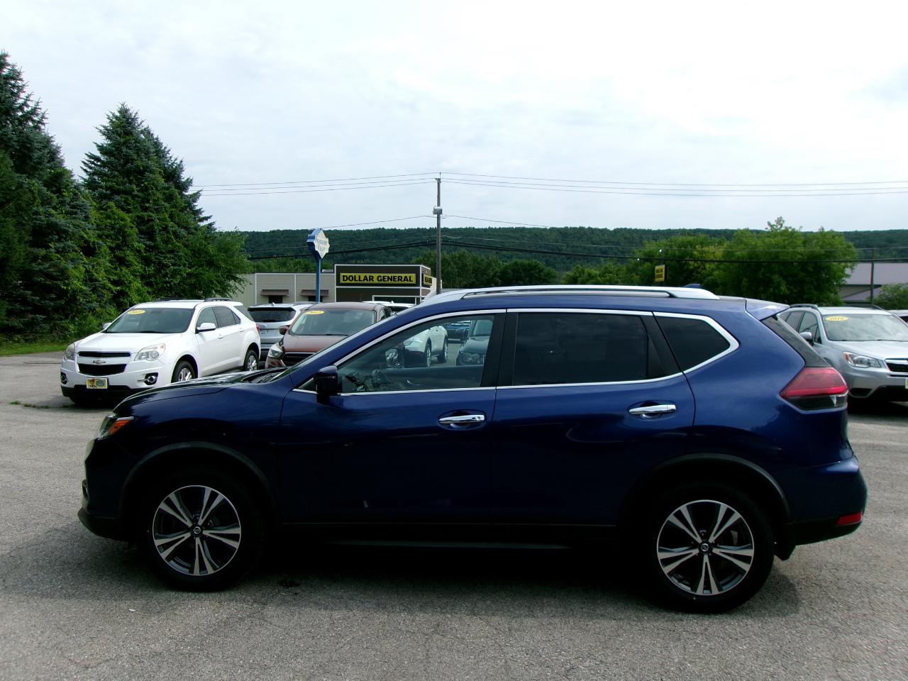 Nissan Rogue SV 4D SUV AWD 2020