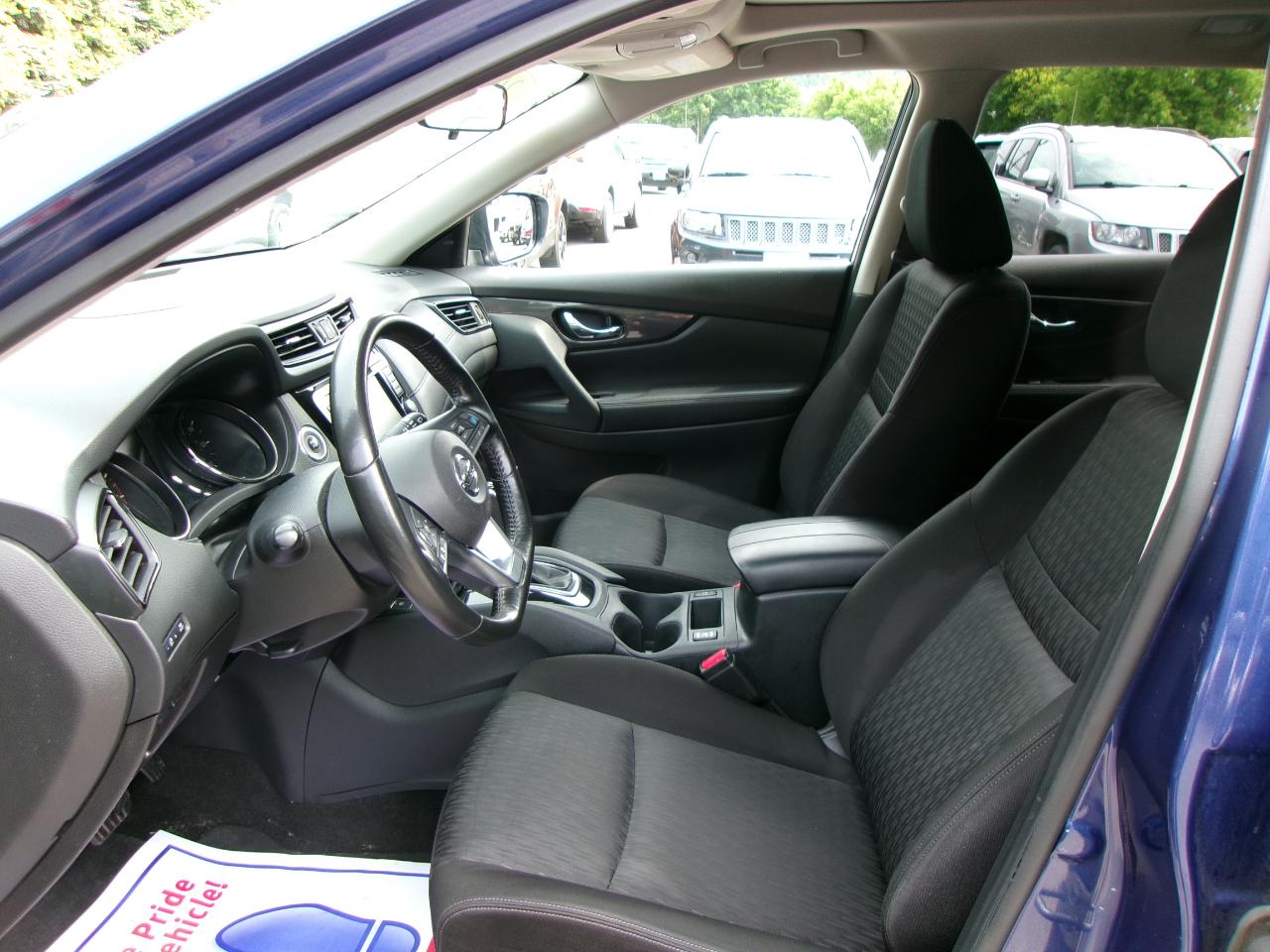 Nissan Rogue SV 4D SUV AWD 2020
