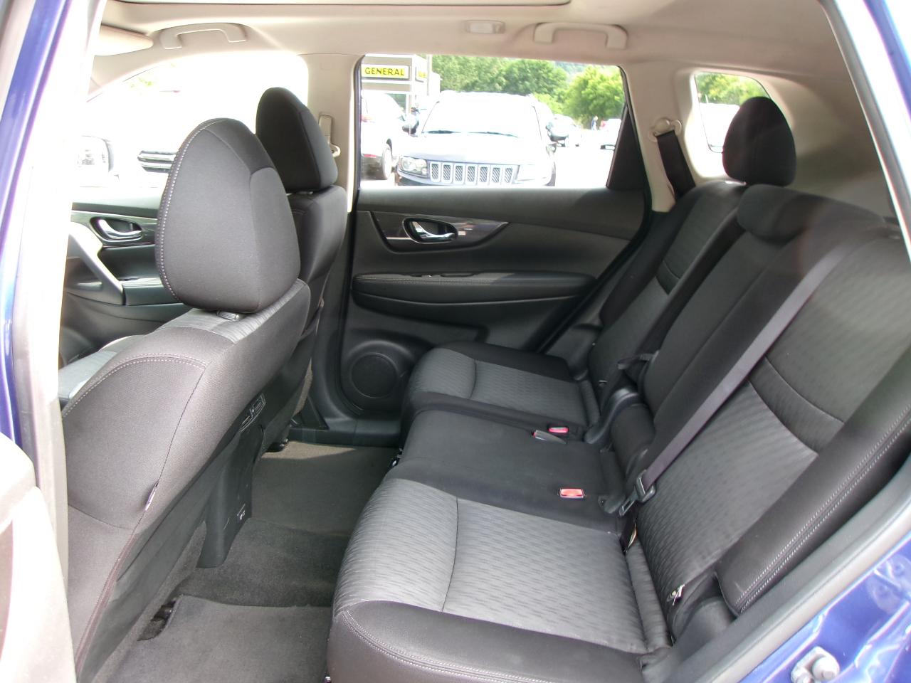 Nissan Rogue SV 4D SUV AWD 2020