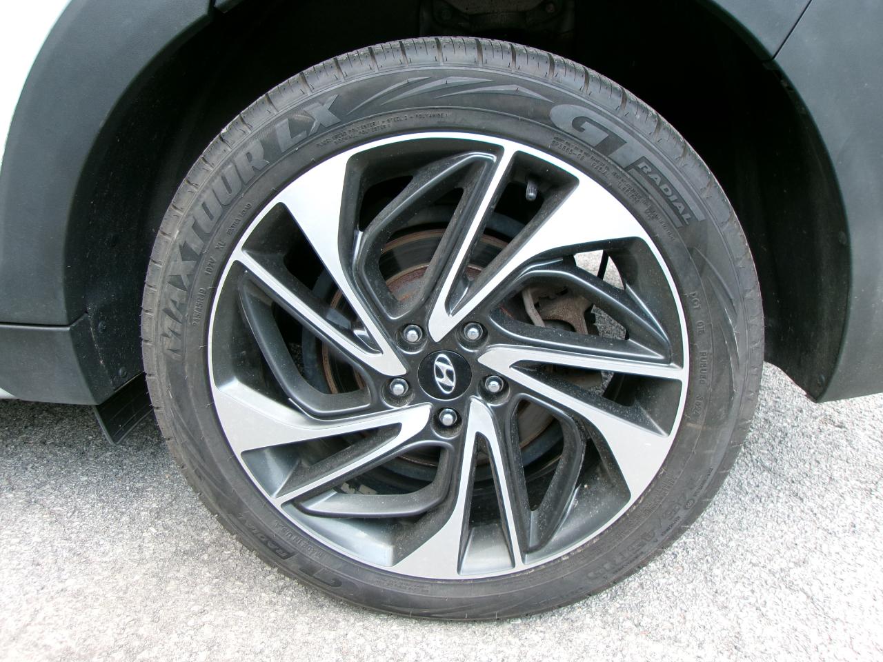 Hyundai Tucson Sport 4D SUV AWD 2020