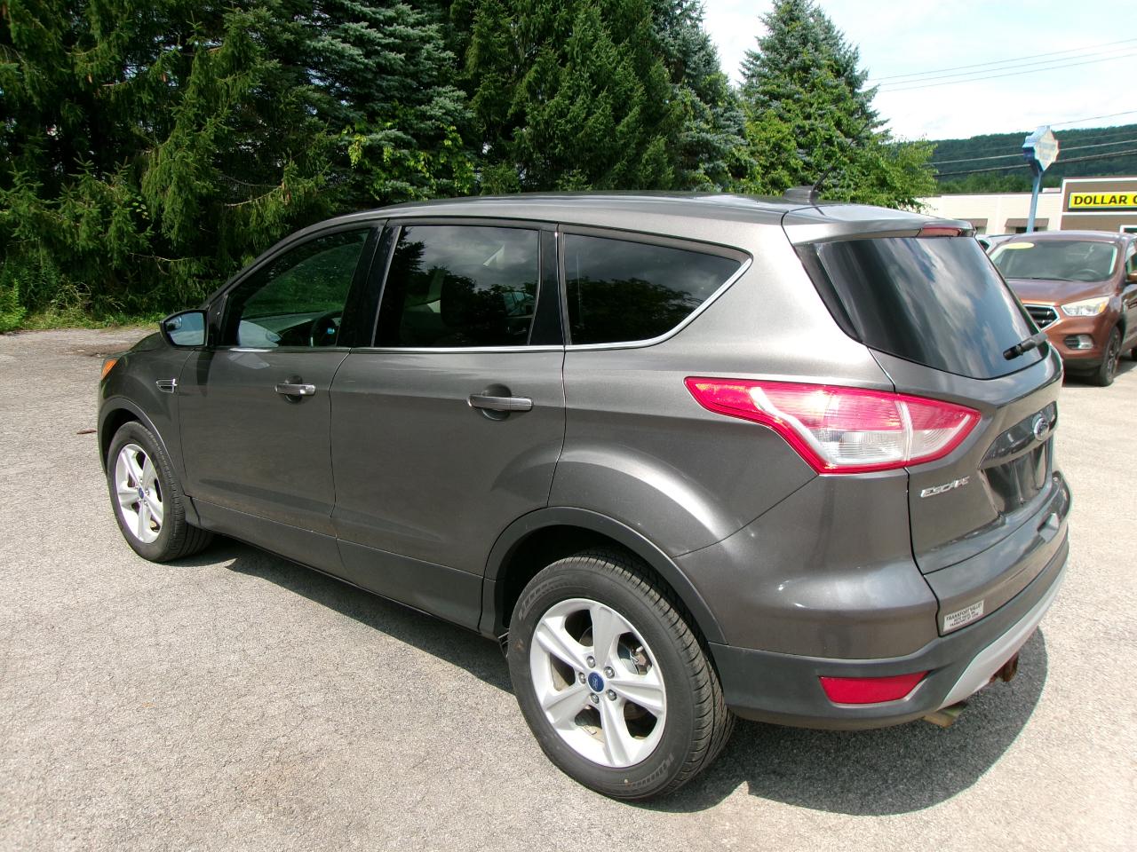 Ford Escape SE 4D SUV 4WD 2014