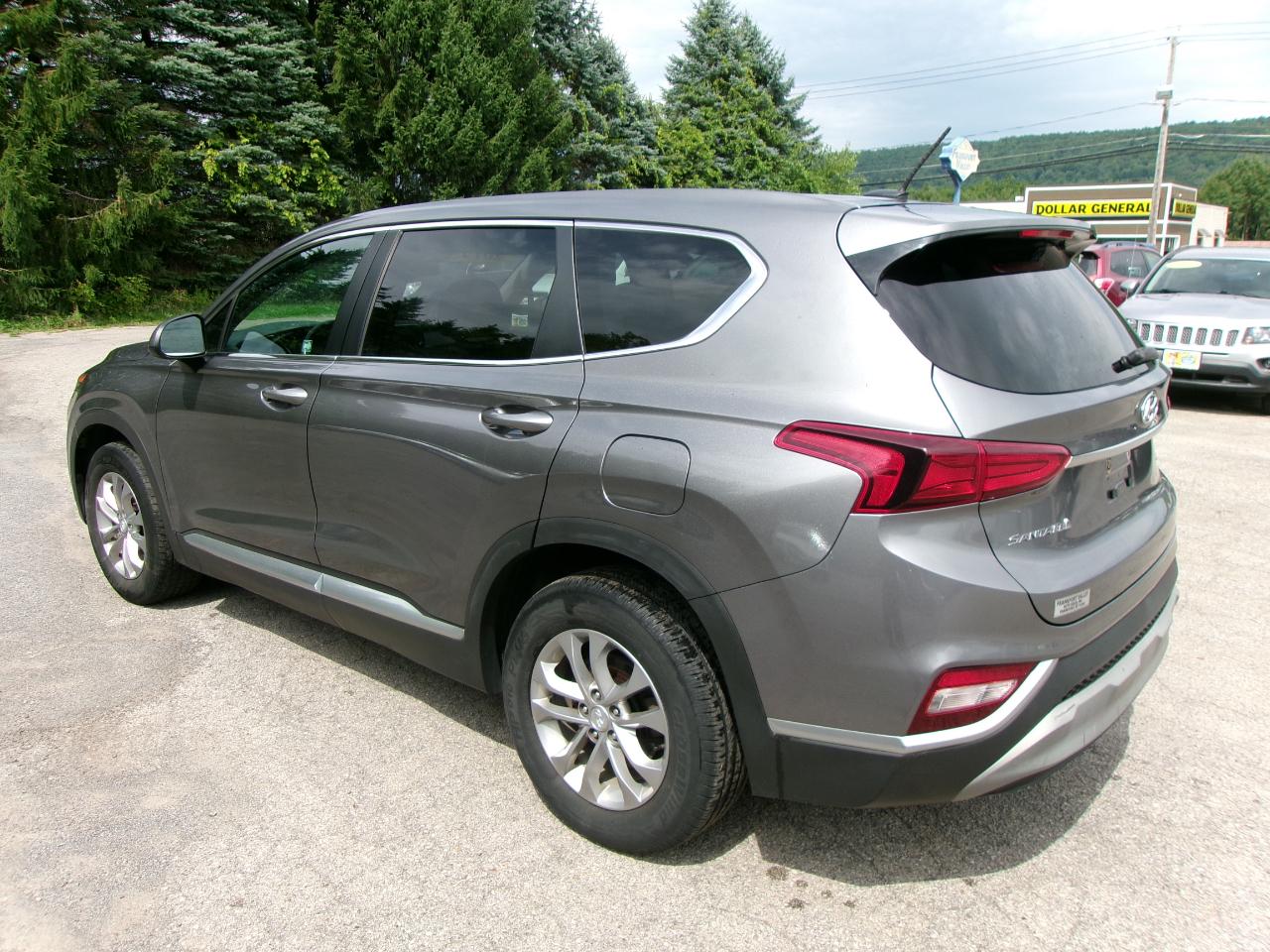 Hyundai Santa Fe SE 4D SUV AWD 2019
