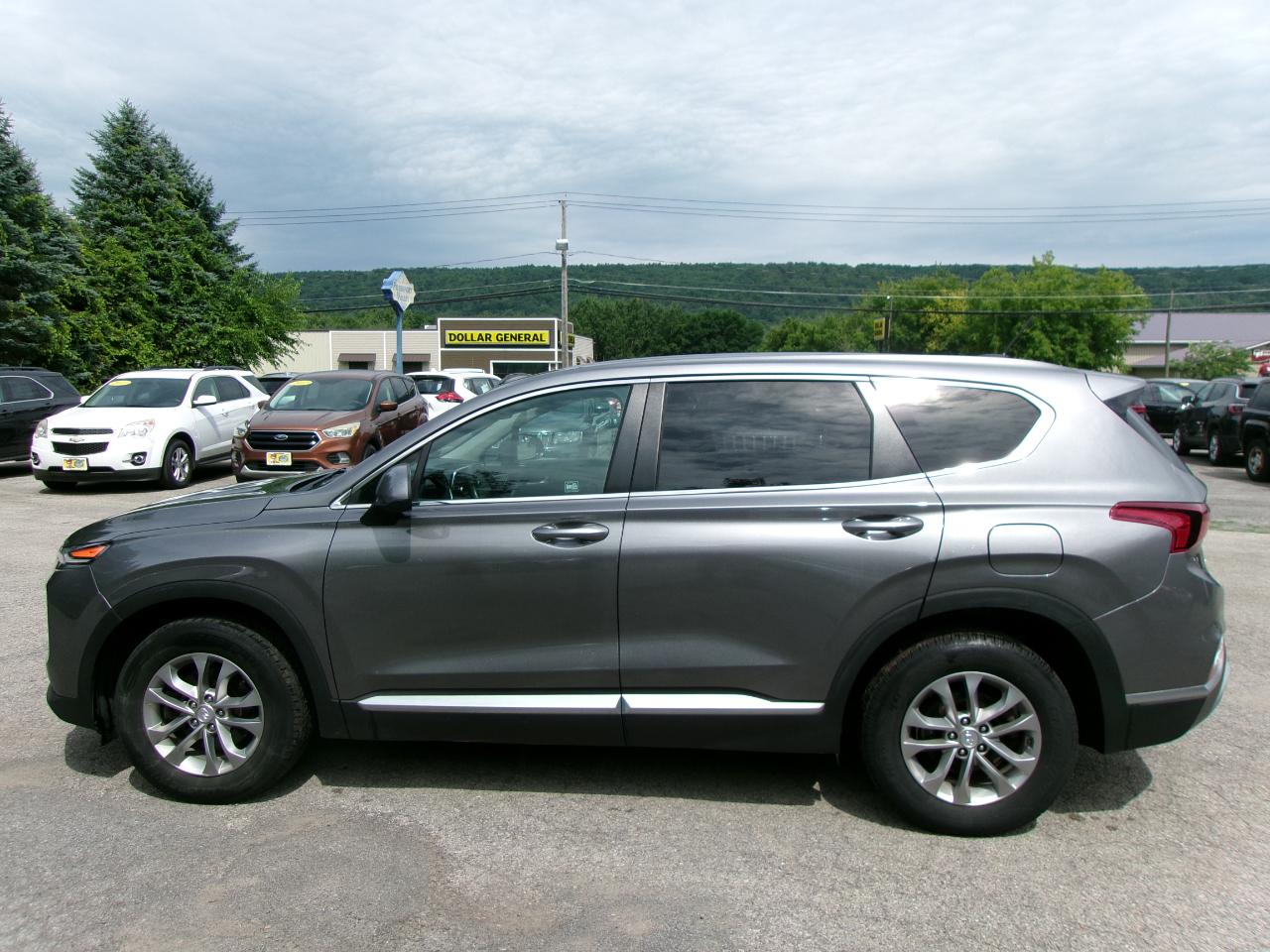 Hyundai Santa Fe SE 4D SUV AWD 2019