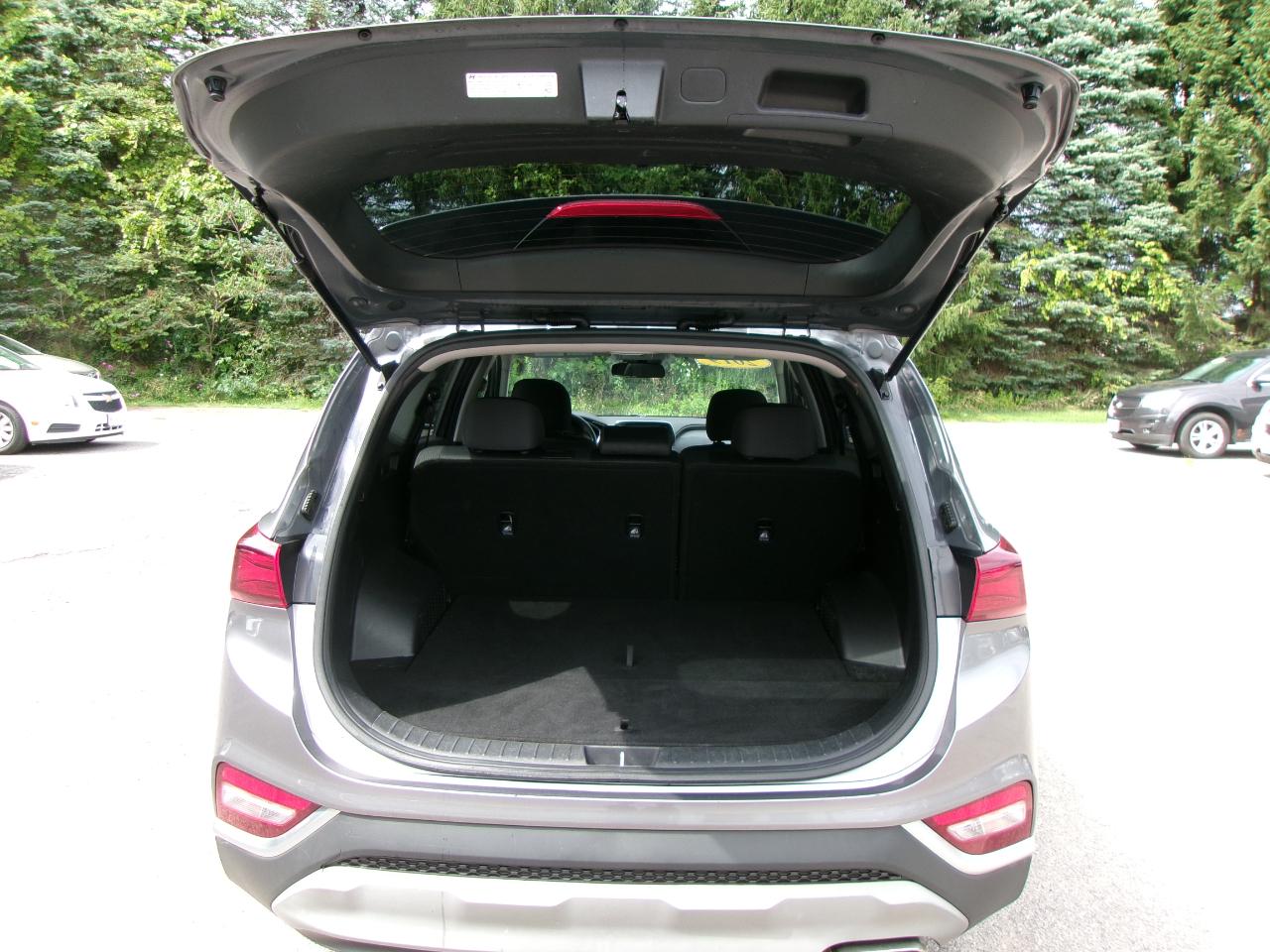 Hyundai Santa Fe SE 4D SUV AWD 2019