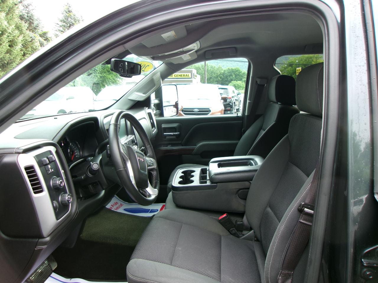 Chevrolet Silverado 1500 W/T Double Cab 4WD 2015