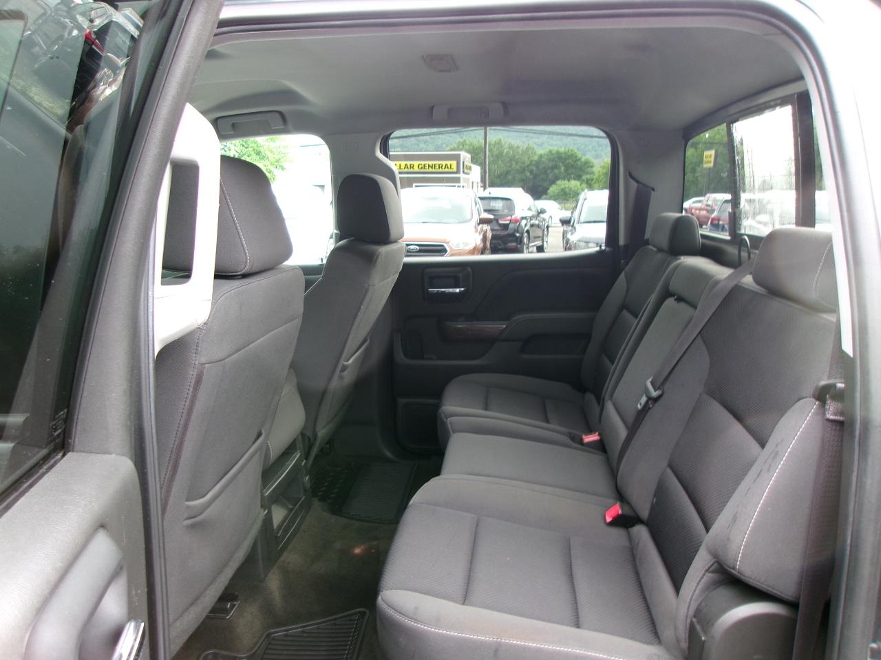 Chevrolet Silverado 1500 W/T Double Cab 4WD 2015