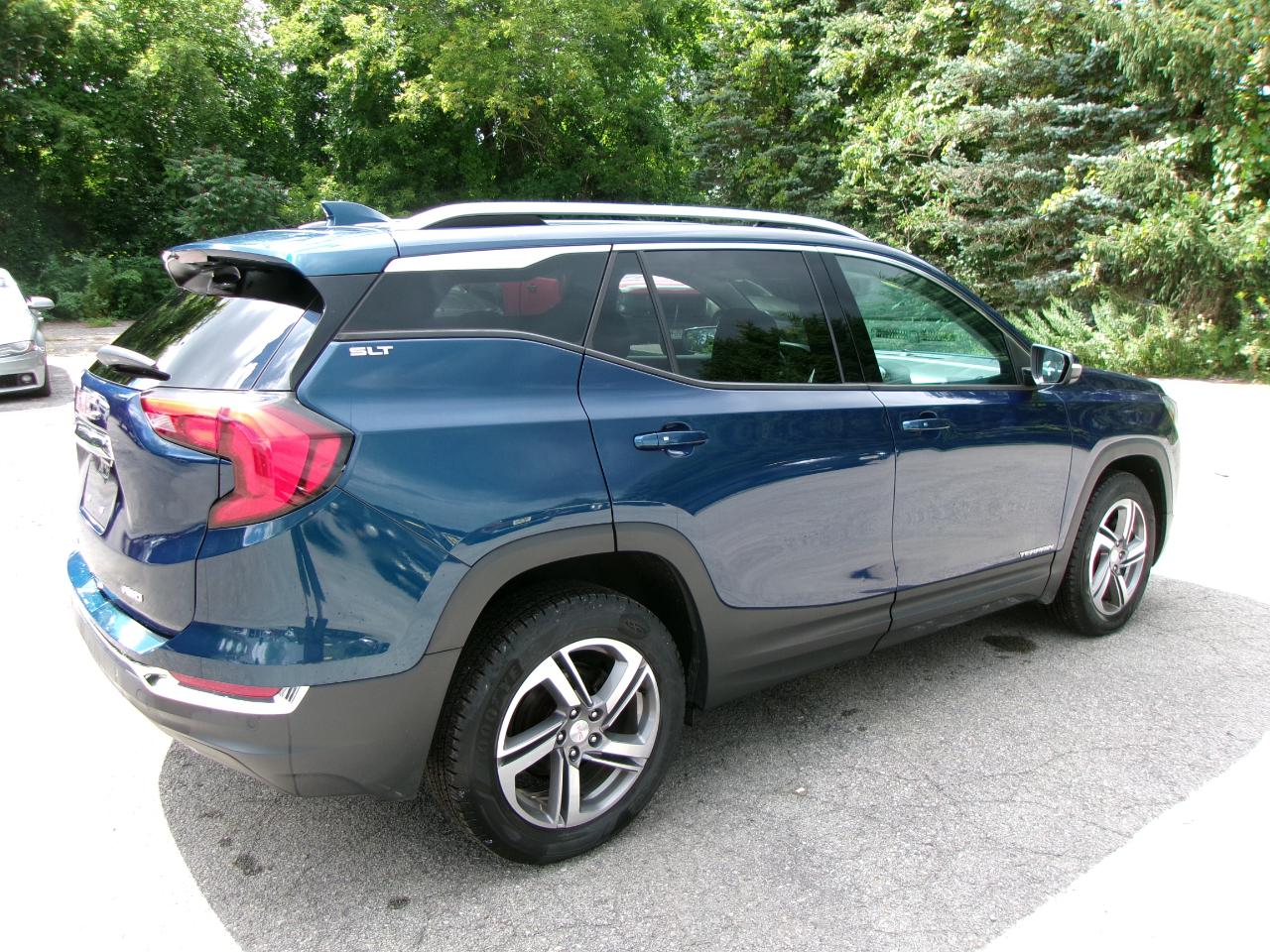 GMC Terrain SLT 4D SUV AWD 2020