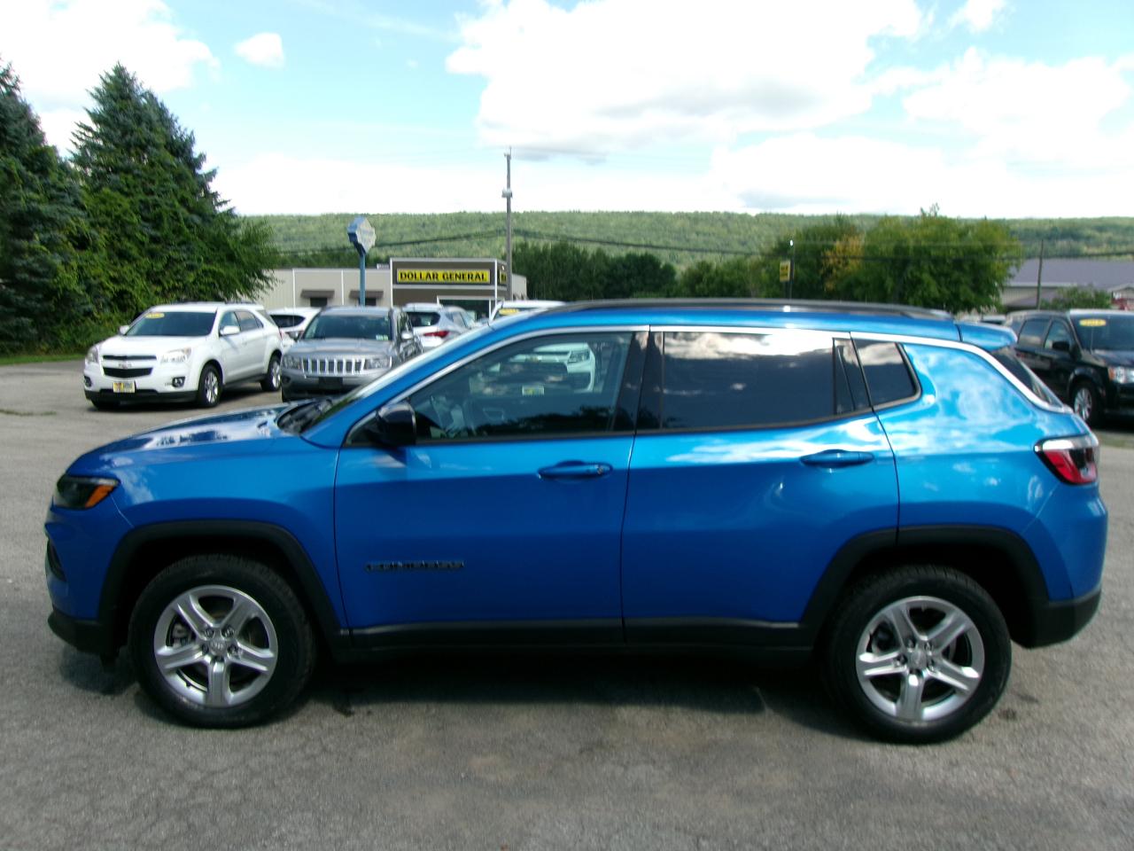 Jeep Compass Altitude 4D SUV 4WD 2023